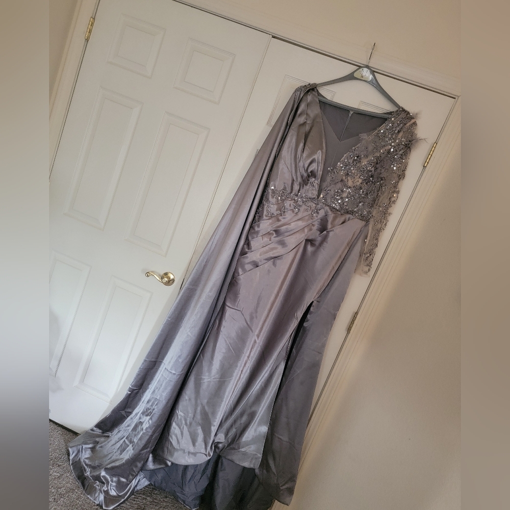 Old HOLLYWOOD GLAM Elegant Gray Evening Gown with Sequins Custom 16 Brand New!